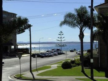 Great Lakes Motor Inn - Accommodation VIC 2