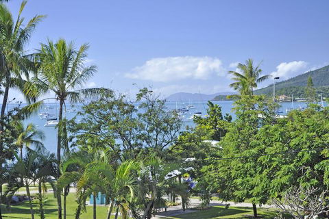 Colonial Court Beachfront Motel And Holiday Stay - Accommodation VIC 7
