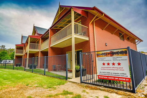 Murray Waters Motor Inn & Apartments - Accommodation VIC 4