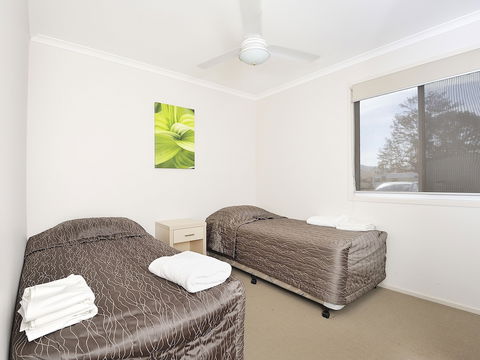 NRMA Lake Somerset Holiday Park - Accommodation VIC 2