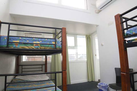 Brunswick Hotel Hostel - Accommodation VIC 7