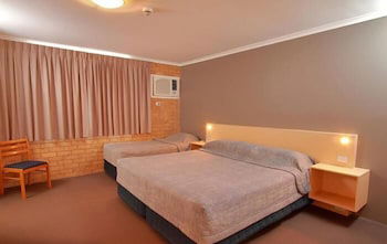 Morayfield Tavern & Motel - Accommodation VIC 2