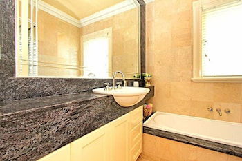ABC Accommodation - Rosebud - Accommodation VIC 3