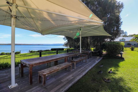Dollarbird Treetops Townhouse - Accommodation VIC 5