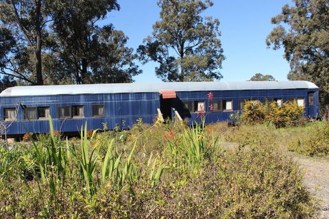 Krinklewood Cottage & Train Carriages - Accommodation VIC 6