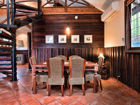 Oak Tree Barn Bridgetown - Accommodation VIC 1