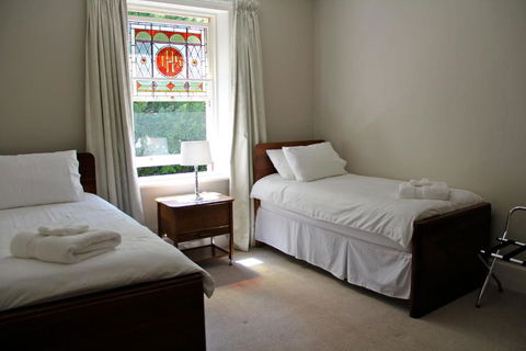 Old Bishops Quarters Hobart - Accommodation VIC 1