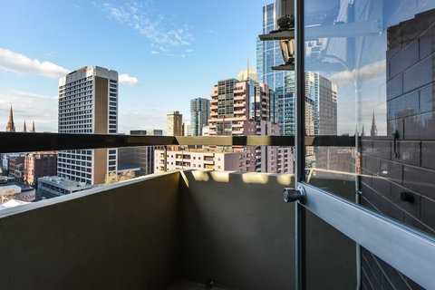 CBD Vistas - Accommodation VIC 5