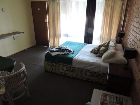 Pacific Motor Inn - Accommodation VIC 2