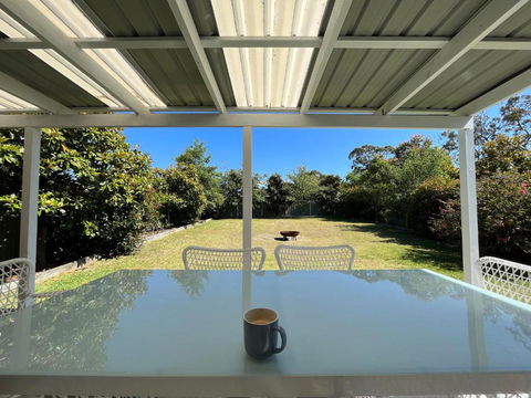 Hayes Beach House Jervis Bay Pet Friendly Award Winner Fireplace - Accommodation VIC 1