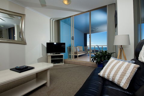 Beaches International - Accommodation VIC 4