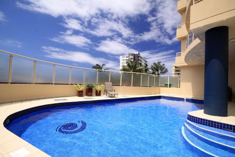 Beaches International - Accommodation VIC 0