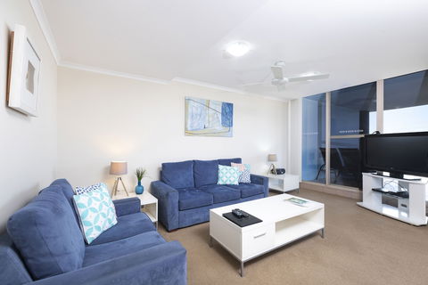 Beaches International - Accommodation VIC 2