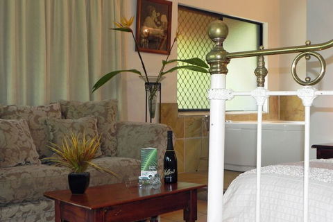 Airlie Waterfront Bed & Breakfast - Accommodation VIC 6