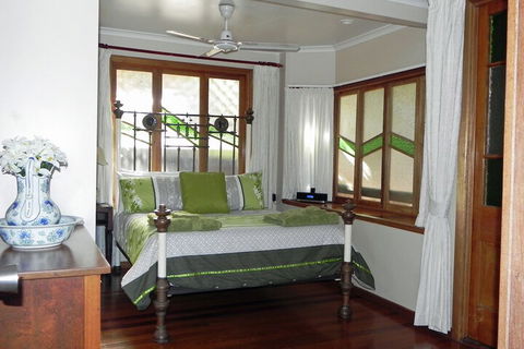 Airlie Waterfront Bed & Breakfast - Accommodation VIC 4