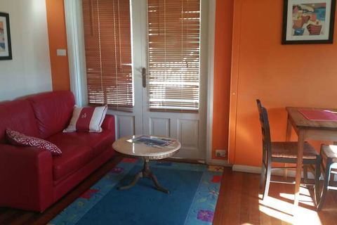 Casablanca Enchanted Cottage - Adults Only - Accommodation VIC 6
