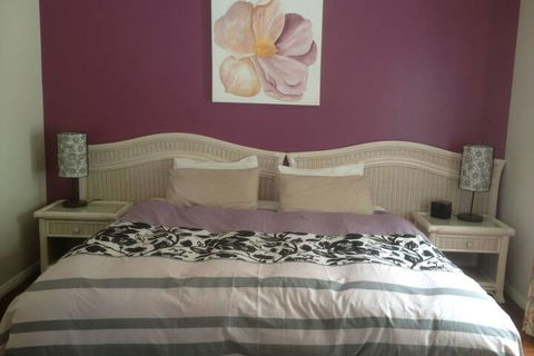 Casablanca Enchanted Cottage - Adults Only - Accommodation VIC 7