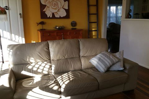 Casablanca Enchanted Cottage - Adults Only - Accommodation VIC 1