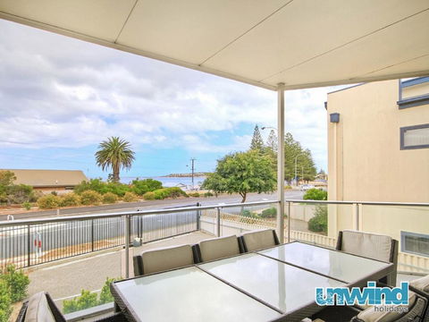 The Block Views Apartments Victor Harbor - Accommodation VIC 5