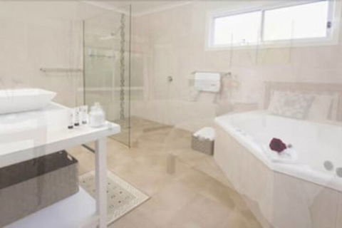 Brookfield Guesthouse - Accommodation VIC 4