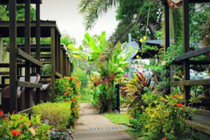 Horn Island QLD Accommodation VIC