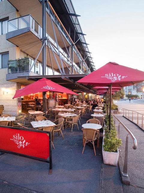 Honeysuckle Executive Suites - Accommodation VIC 1