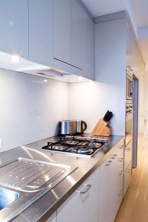 Honeysuckle Executive Suites - Accommodation VIC 2