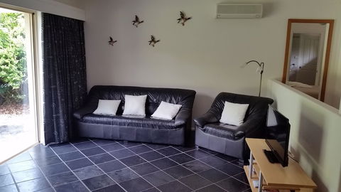 Mescal's At Pampoolah B&B - Accommodation VIC 3