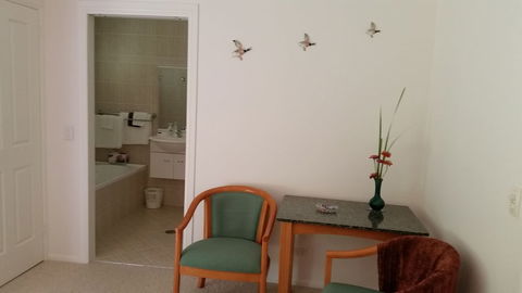Mescal's At Pampoolah B&B - Accommodation VIC 4