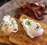 Caffeine Bistro - Accommodation VIC