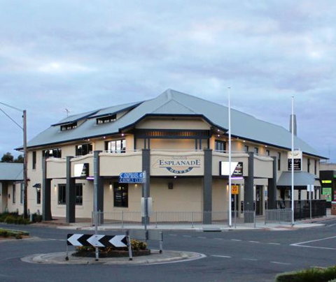 Inverloch Esplanade Hotel - Accommodation VIC 0