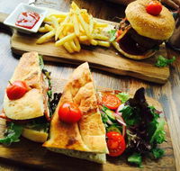 Monday Morning Cafe - Accommodation VIC