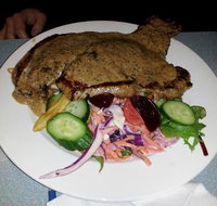 Cowra Services Club - Accommodation VIC