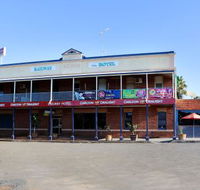 The Railway Hotel - Accommodation VIC