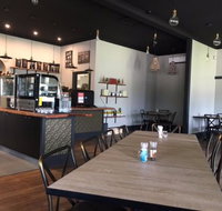 ChatterChinos - Accommodation VIC