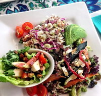 Old Lodge Gallery Emporium  By The River Cafe - Accommodation VIC