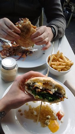 Two Hands - Accommodation VIC 0