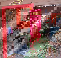 In 2 Thai - Accommodation VIC