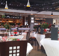 Maximus Cafe - Accommodation VIC