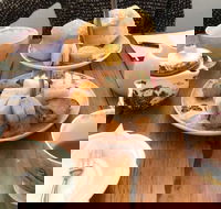 Pinki Pinki Tea - Accommodation VIC