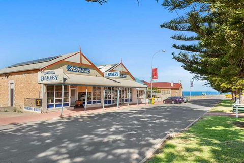 Ardrossan Bakery - Accommodation VIC 0