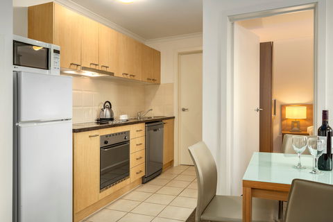 Toshi's Kitchen And Sushi Bar - Accommodation VIC 0