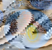 Main Hotel - Accommodation VIC