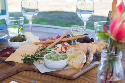 Artwine Cellar Door - Accommodation VIC 2