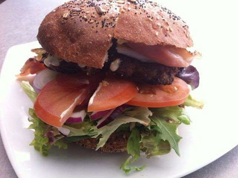 M&M Burger Bar And Take Away - Accommodation VIC 0