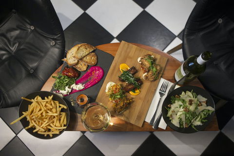 Amani Bar & Kitchen - Accommodation VIC 0