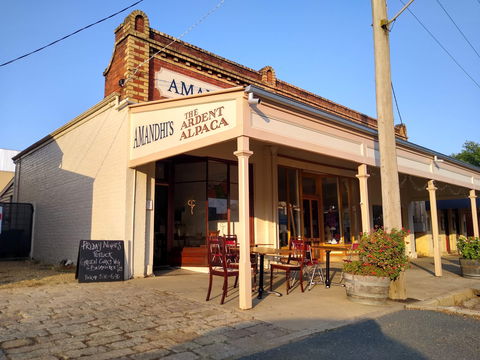 Amandhi's - Accommodation VIC 0
