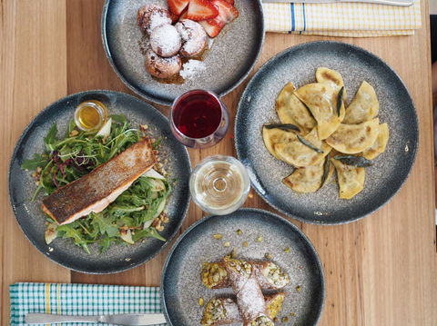 Montibello Pizze & Pasta Bar - Accommodation VIC 0