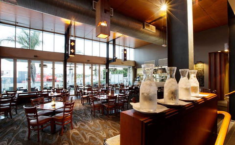 Newmarket Hotel - Accommodation VIC 0