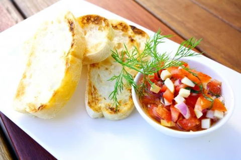 Dog & Parrot - Robina - Accommodation VIC 0